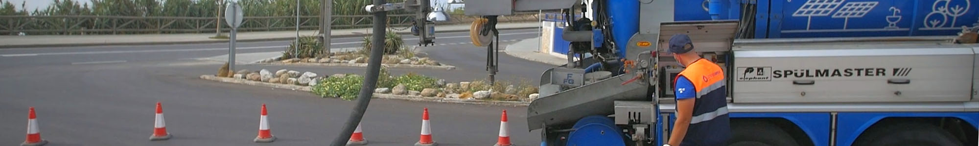 Trabalhos de Limpezas com Camiões de Hidroaspiração